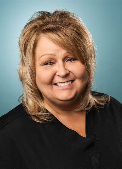 Dental assistant Cindy